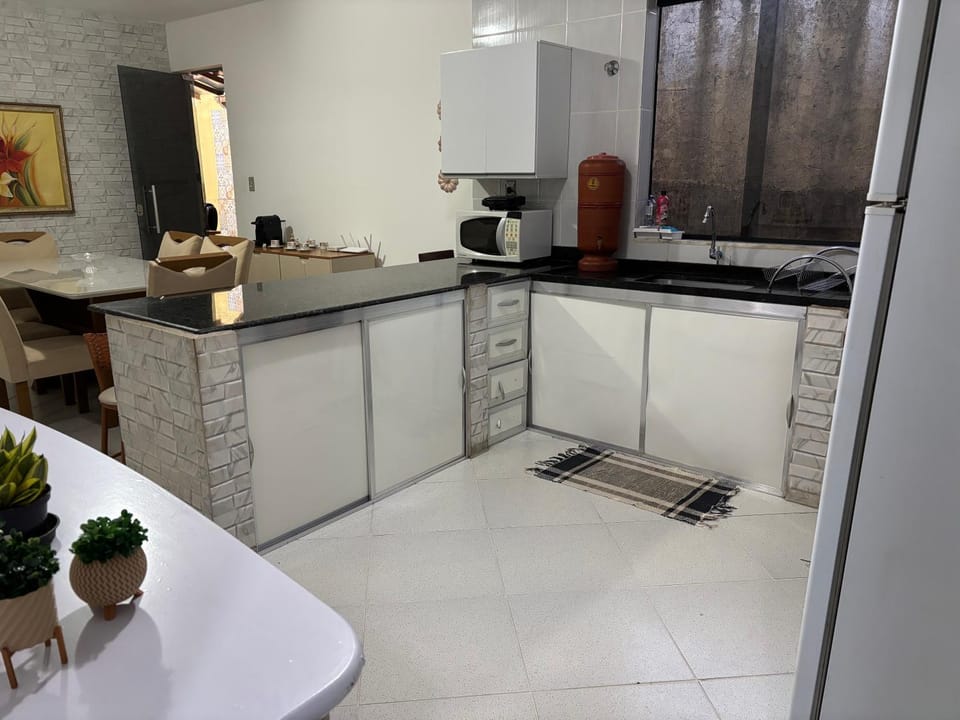 Apartamento grande 900m do centro Apartment in State of Bahia