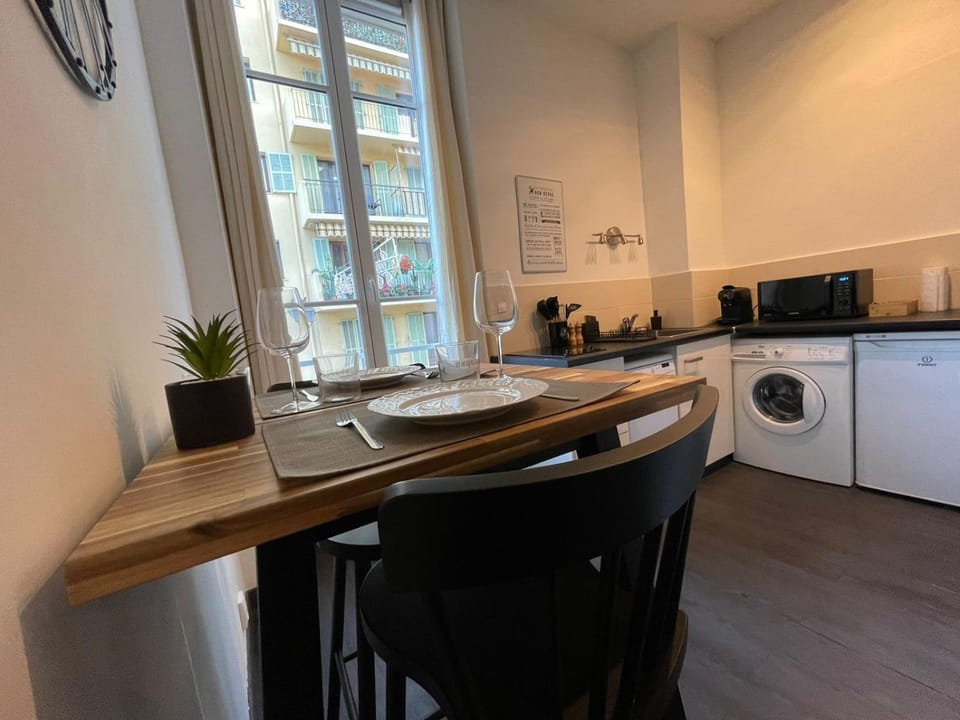 Charmant Studio - Port de Nice Apartment in Nice