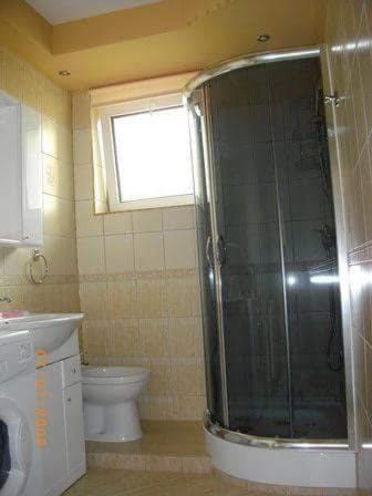 Shower, Toilet, Bathroom, washing machine