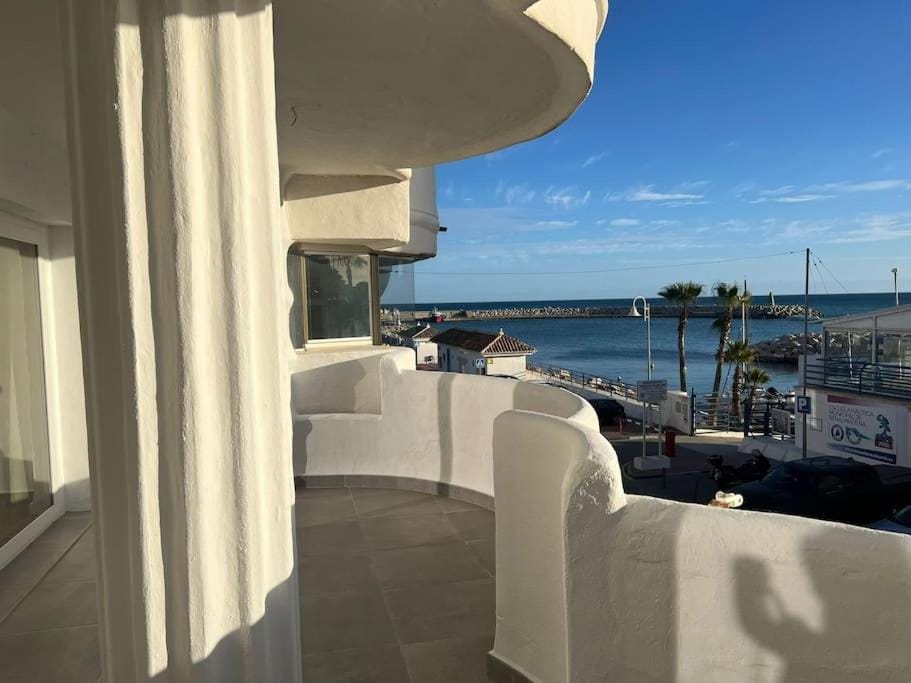 Marina & Beach front Bliss Apartment in Benalmadena