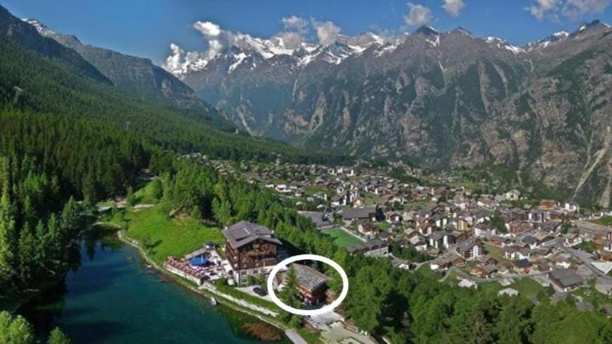 Pension Aaron am See Bed and Breakfast in Canton of Valais