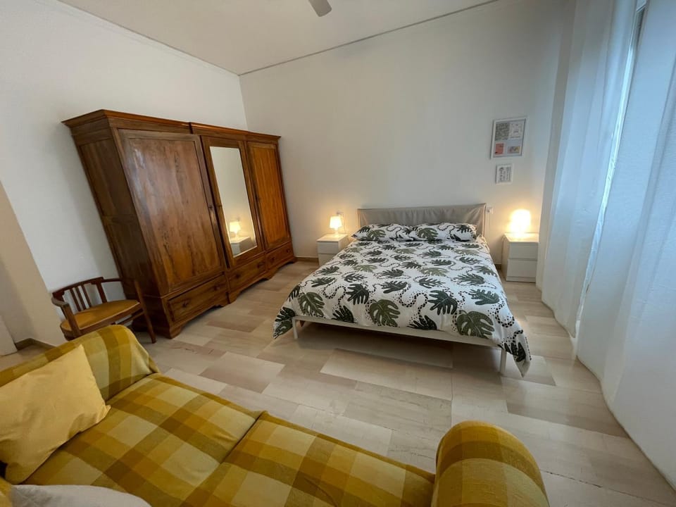 Bed, Bedroom, wardrobe