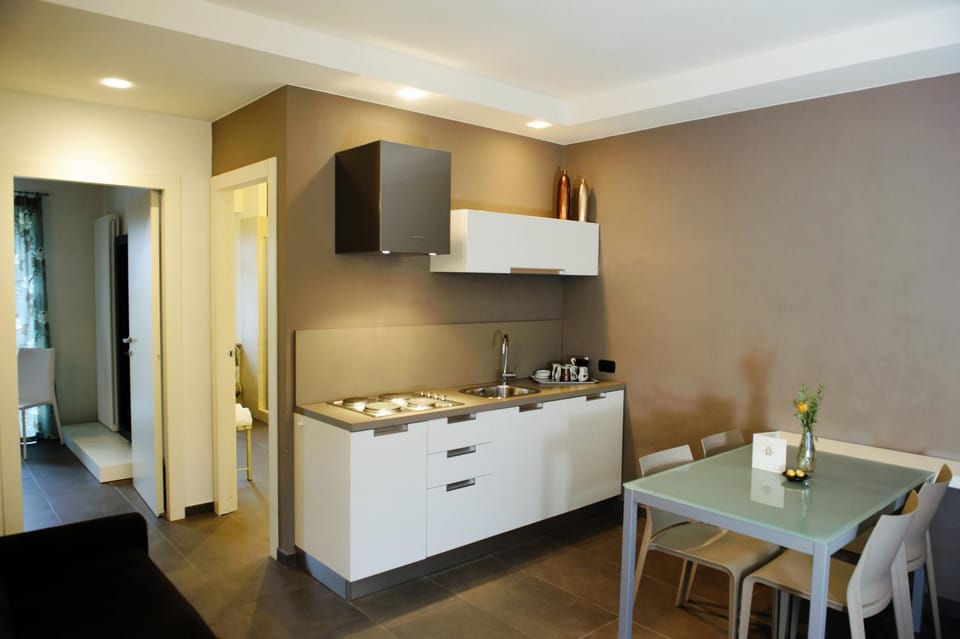 Kitchen or kitchenette, Living room, Dining area