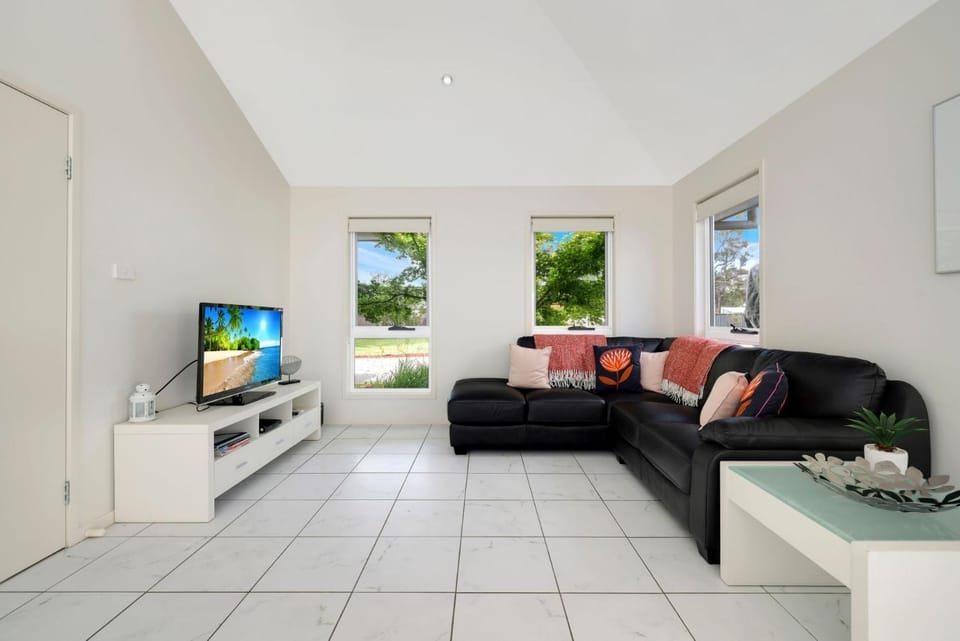 Annvilla by Book Jervis Bay House in Huskisson