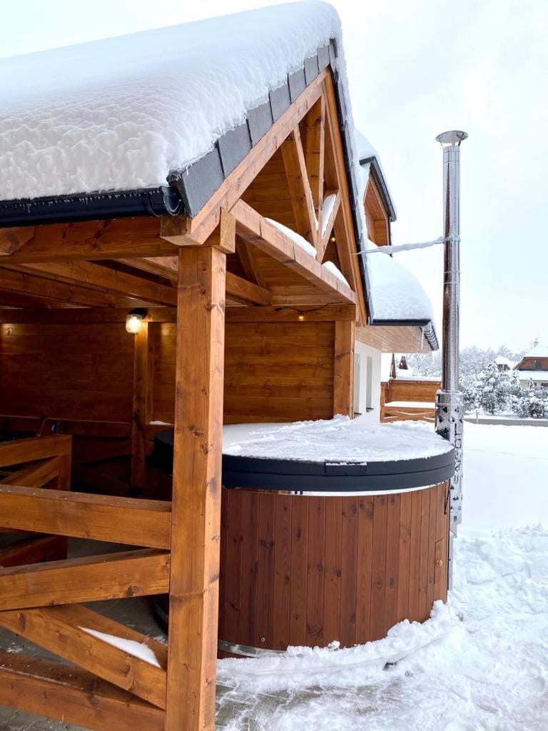Hot Tub, Balcony/Terrace