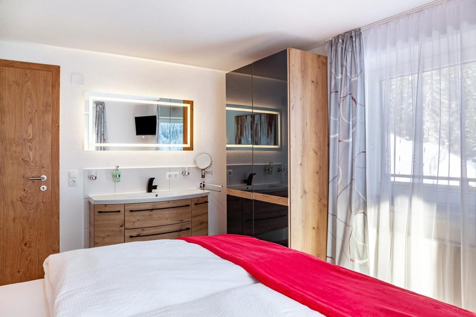 Living room, Bedroom