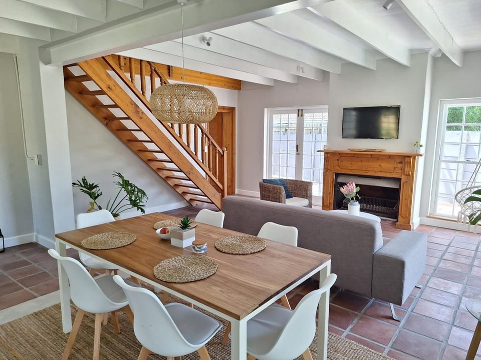 Living room, fireplace