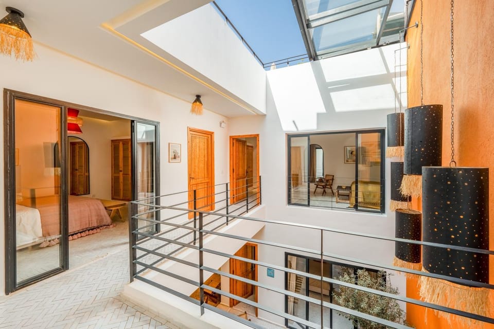 RIAD LE M- contemporain avec bassin - emplacement idéal House in Marrakesh