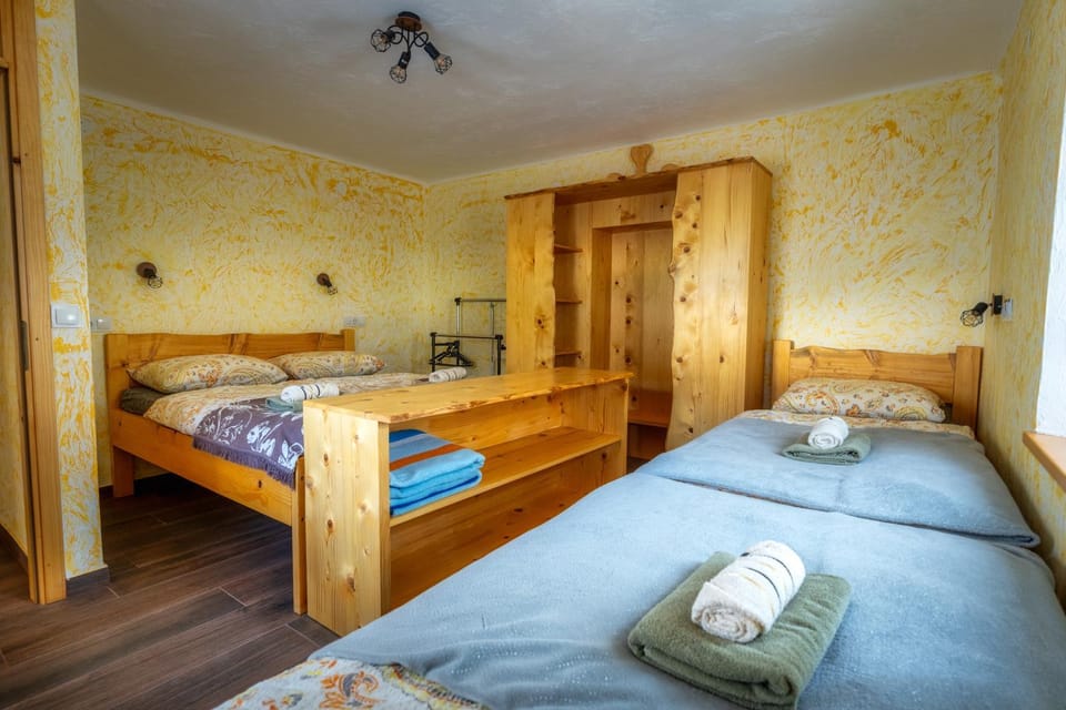 Bed, Bedroom, towels, wardrobe
