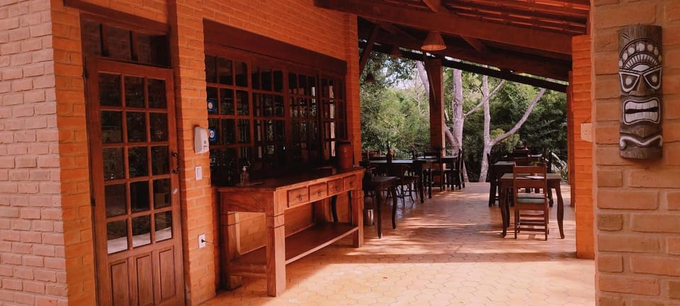 Patio, Restaurant/places to eat, Day, Banquet/Function facilities