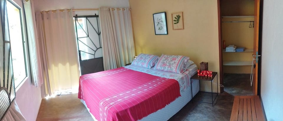 Bed, Photo of the whole room, Bedroom, wardrobe