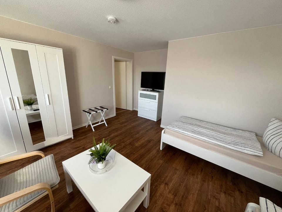 Seating area, Bedroom