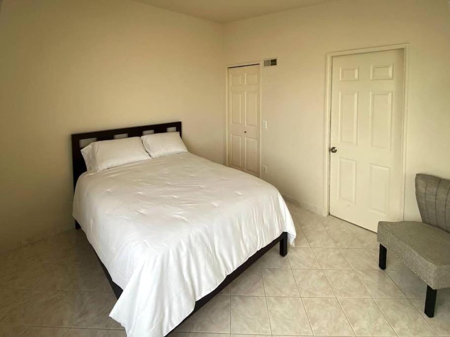 2 Bedroom SF house for Monthly Rent House in Daly City