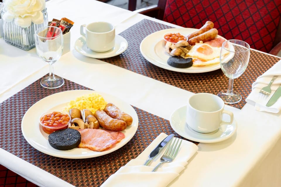 Restaurant/places to eat, Food and drinks, Breakfast