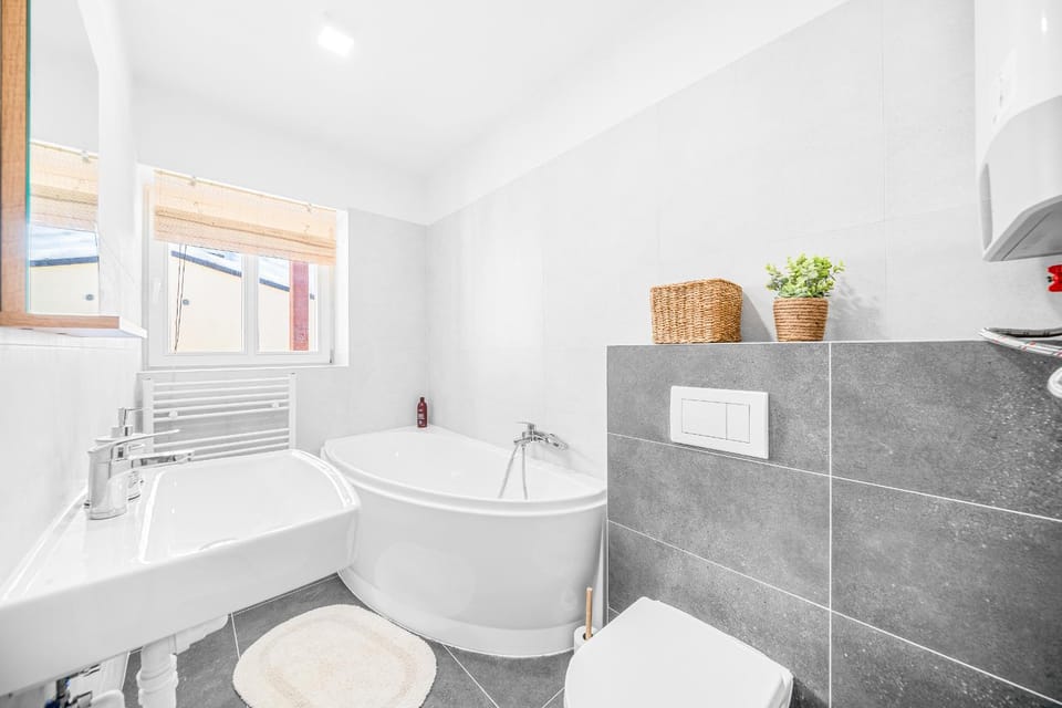Toilet, Bathroom, Bath, towels