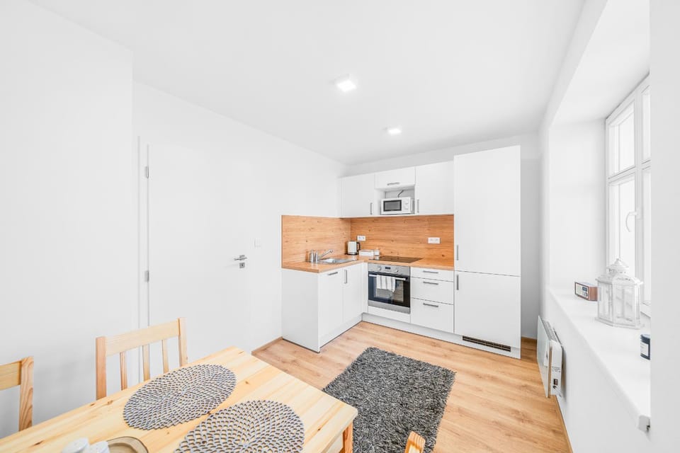 Kitchen or kitchenette, Dining area, dishwasher, minibar, pet friendly, stove