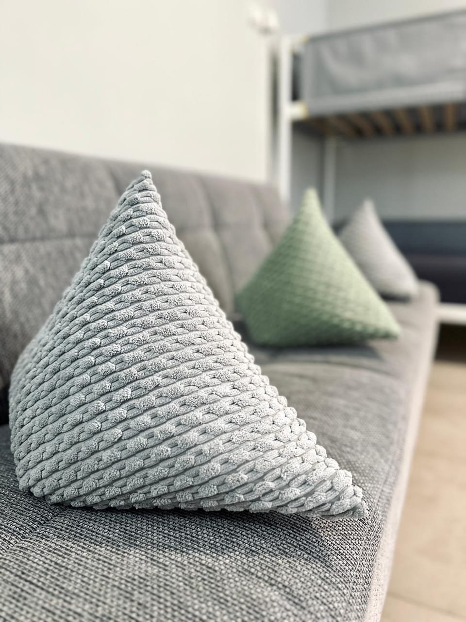 Neuwertiges Apartment mit schnellem WLAN, Glasfaser, Kostenlose Privatparkplatz auch für Transporter geeignet R24 Apartment in Baden-Württemberg