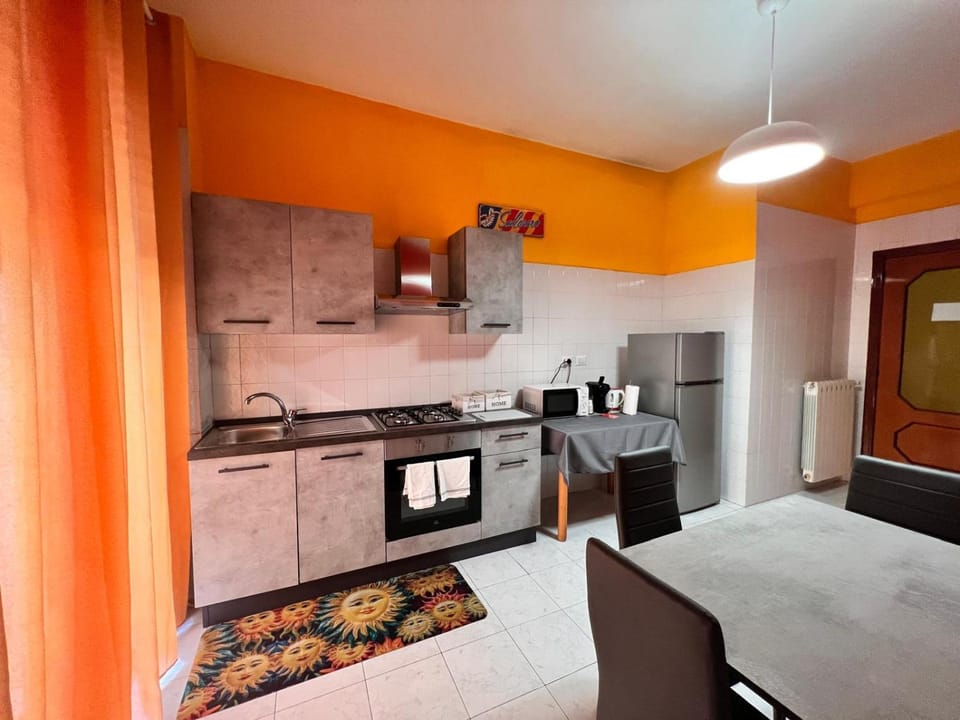 Domus Aurea relax room Bed and Breakfast in Salerno