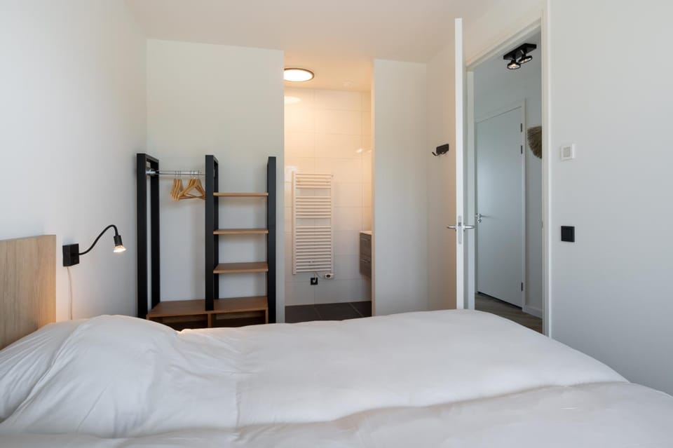 Bathroom, Bedroom, wardrobe