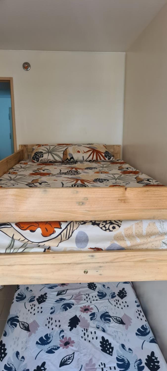 Bed, bunk bed