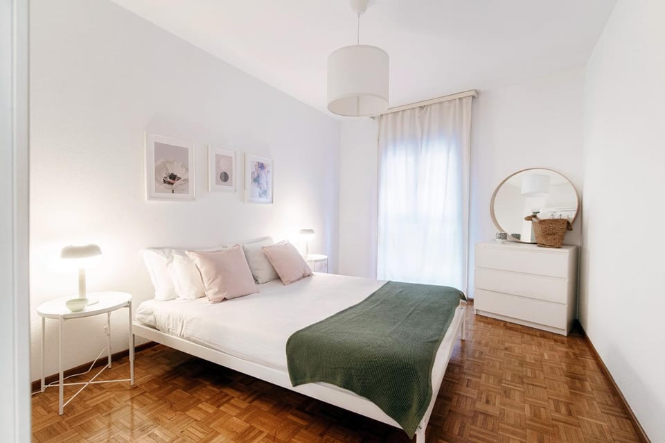 Pink Flat by Quokka 360 - Close to the Italian Border Apartment in Canton of Ticino
