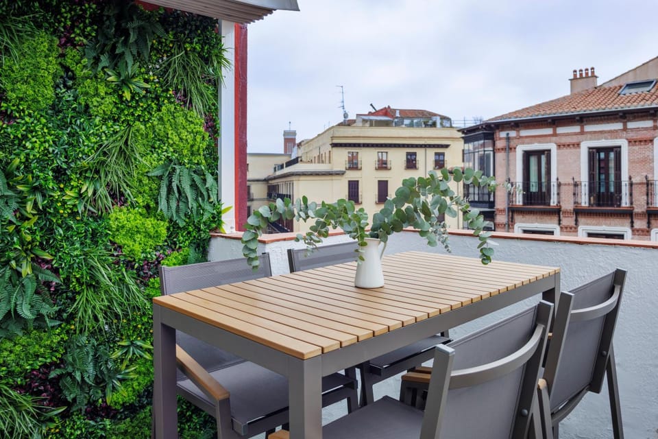 Heima Penthouse suite Old Town Apartment in Centro