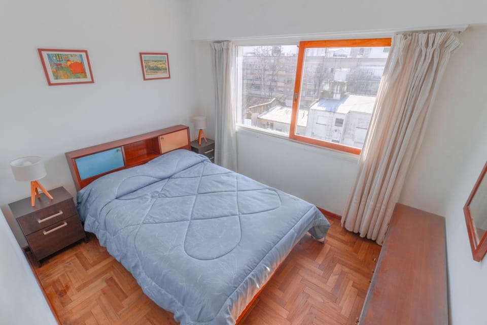 Check and Home - Rawson - 4 huéspedes amplio en el centro Apartment in Mar del Plata
