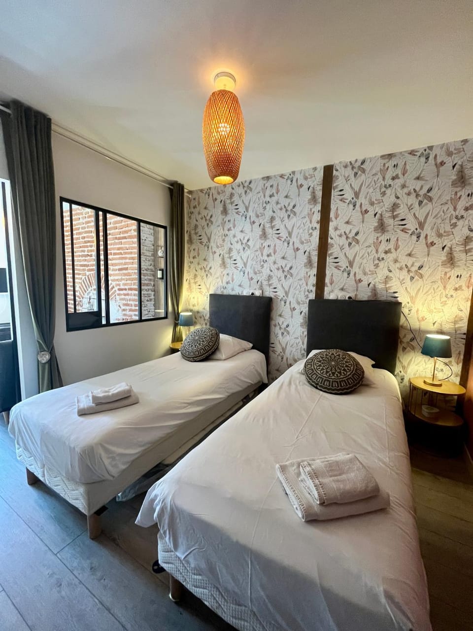 Bed, Night, Bedroom