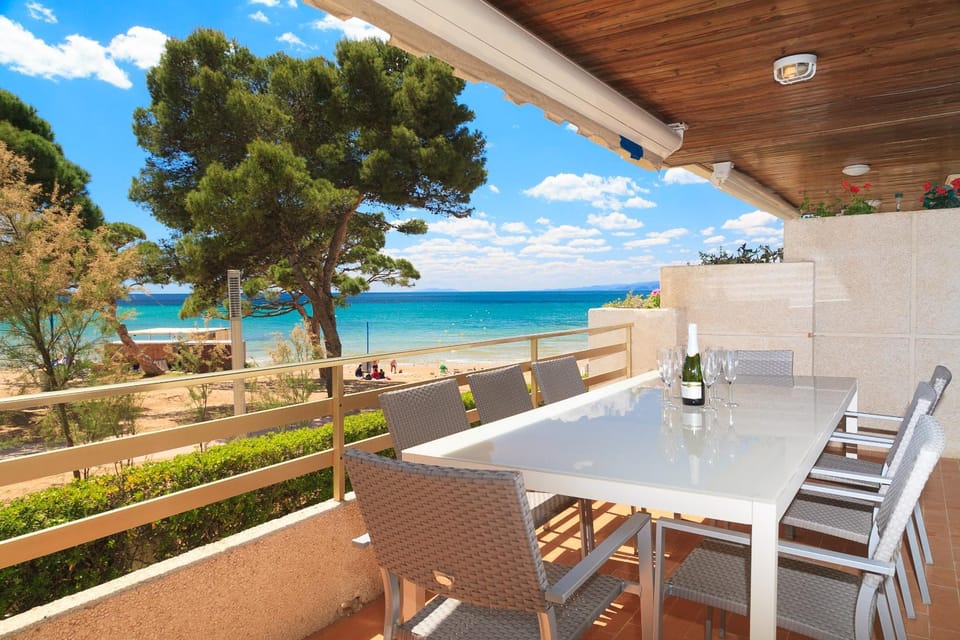 Balcony/Terrace, Dining area, Beach, Sea view
