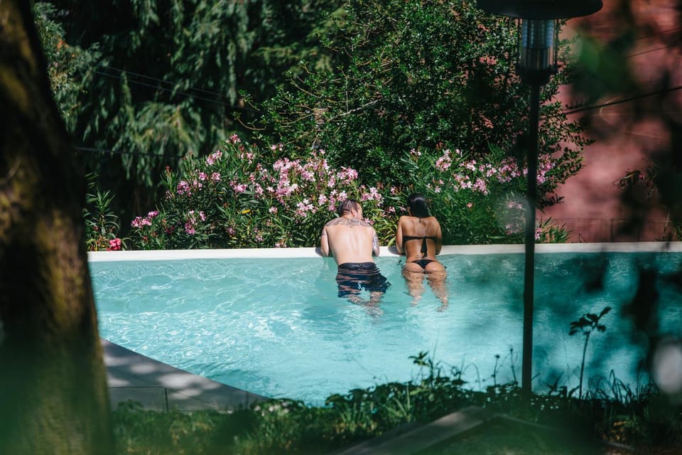 Pool view, Swimming pool