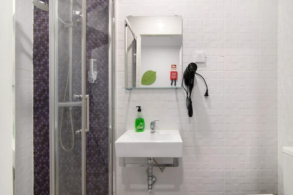 Bathroom, Living room