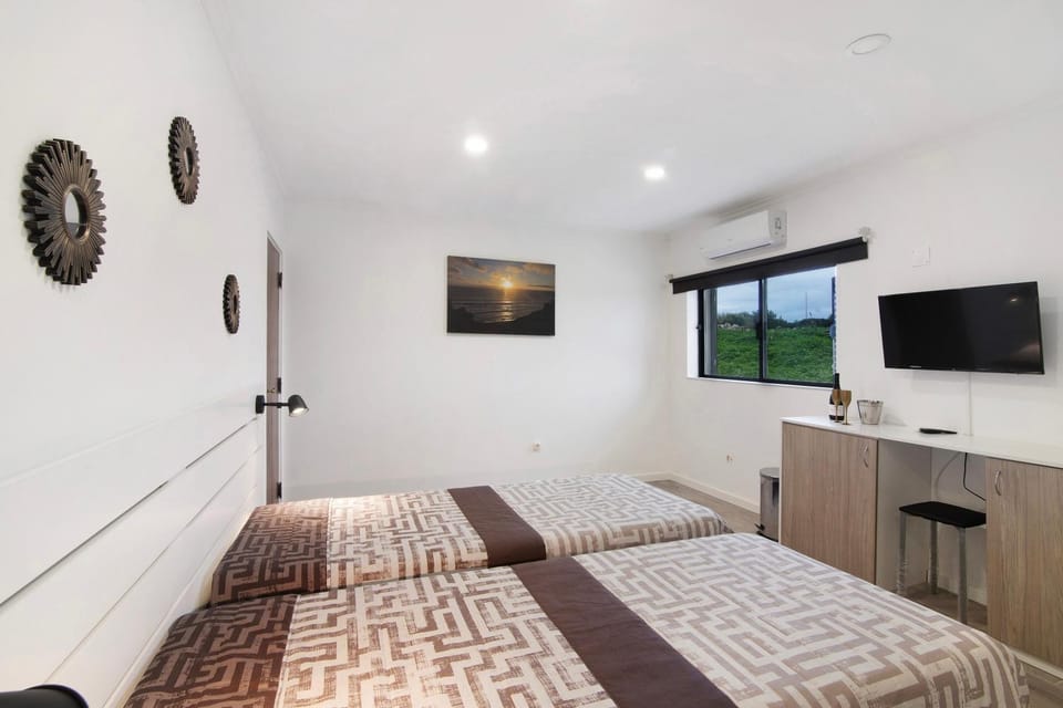 Property building, Living room, Bedroom