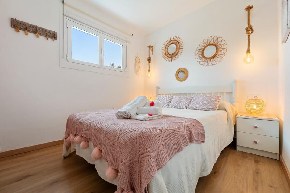Living room, Bedroom
