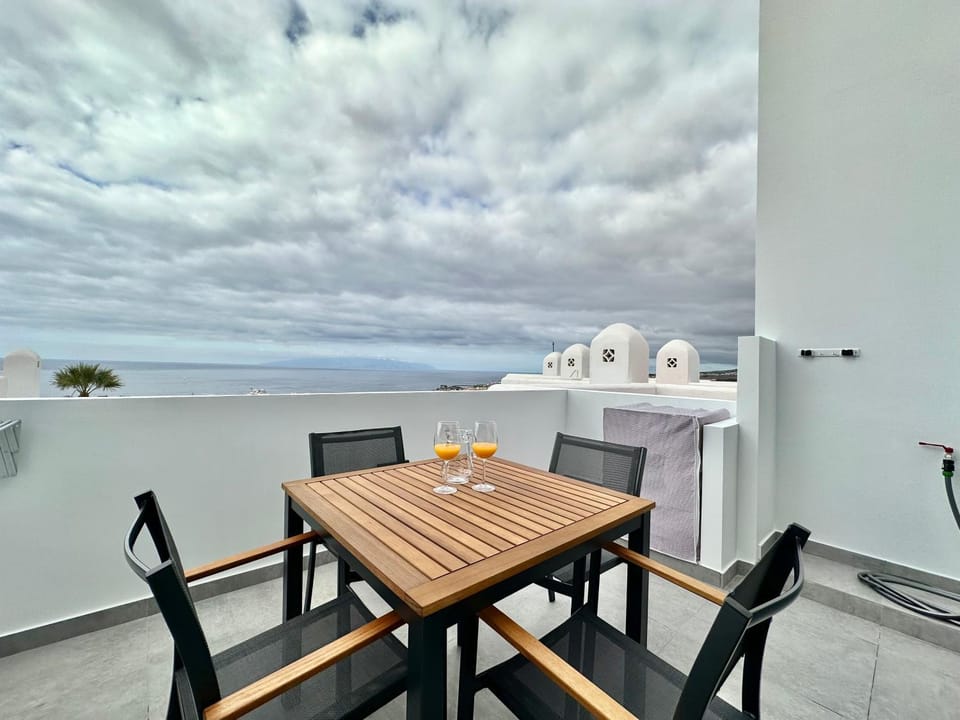 Balcony/Terrace, Dining area, Sea view