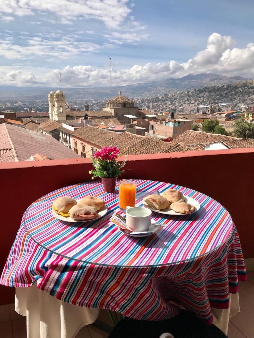 Balcony/Terrace, Food, City view, Mountain view, Continental breakfast