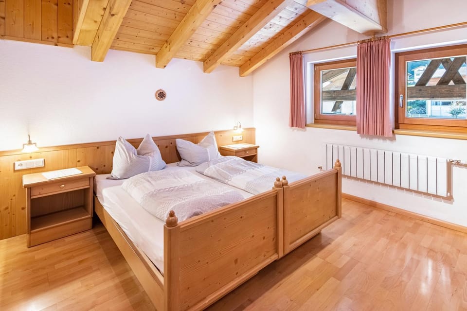Property building, Living room, Bedroom