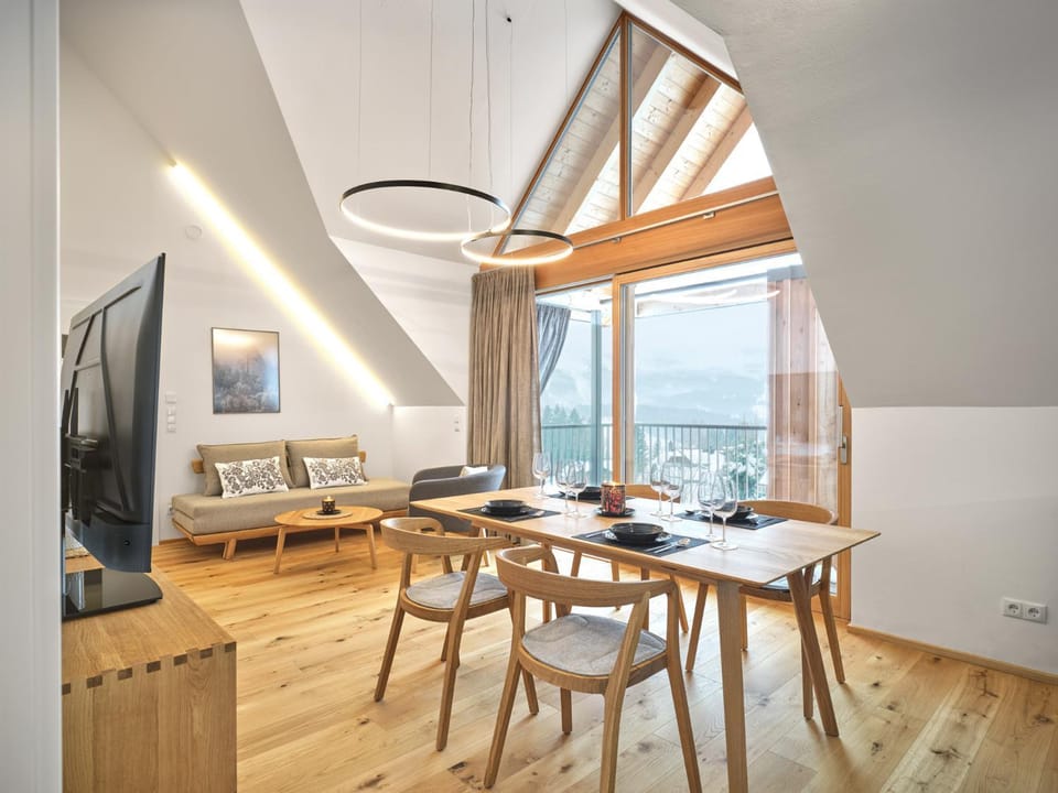 Communal lounge/ TV room, Living room