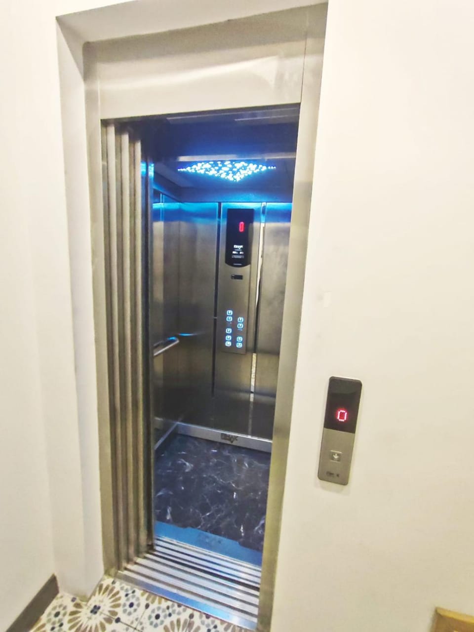 elevator