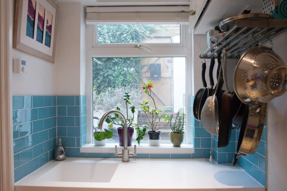 Garden view, kitchen