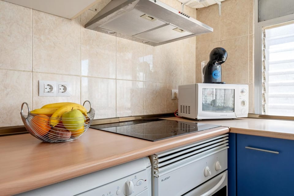 Kitchen or kitchenette, Living room