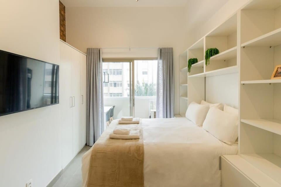 BHomy E-Side Apartment in Sao Paulo City