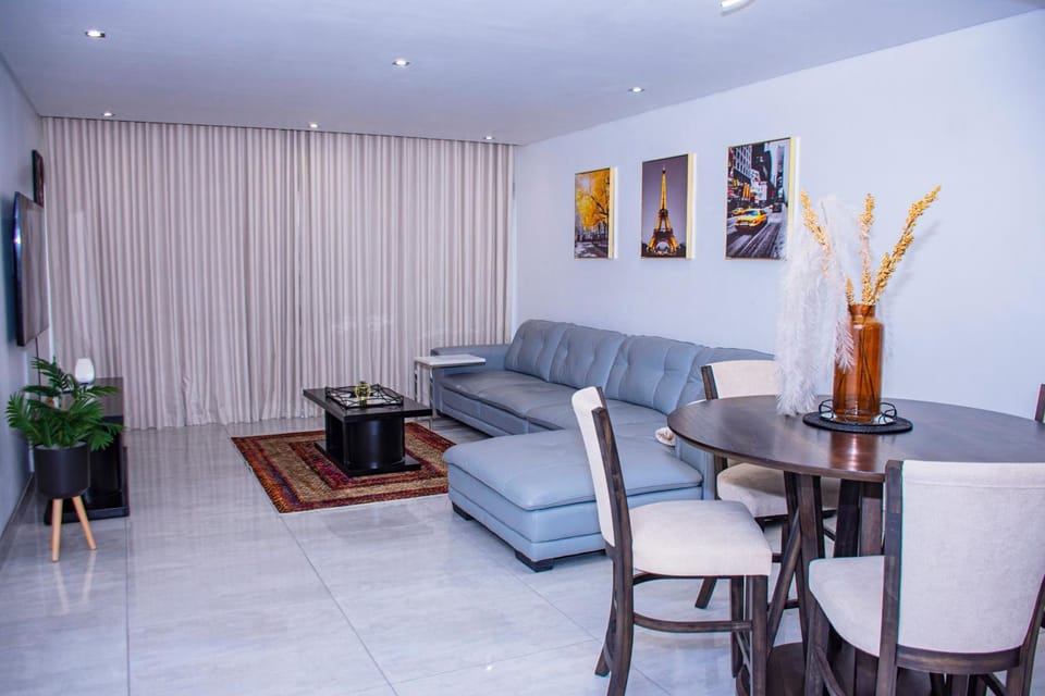 Zeno stay - No Loadshedding Apartment in Cape Town