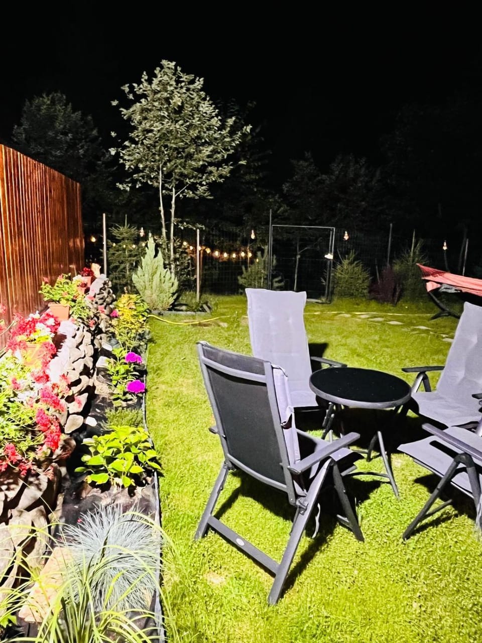 Garden, Seating area