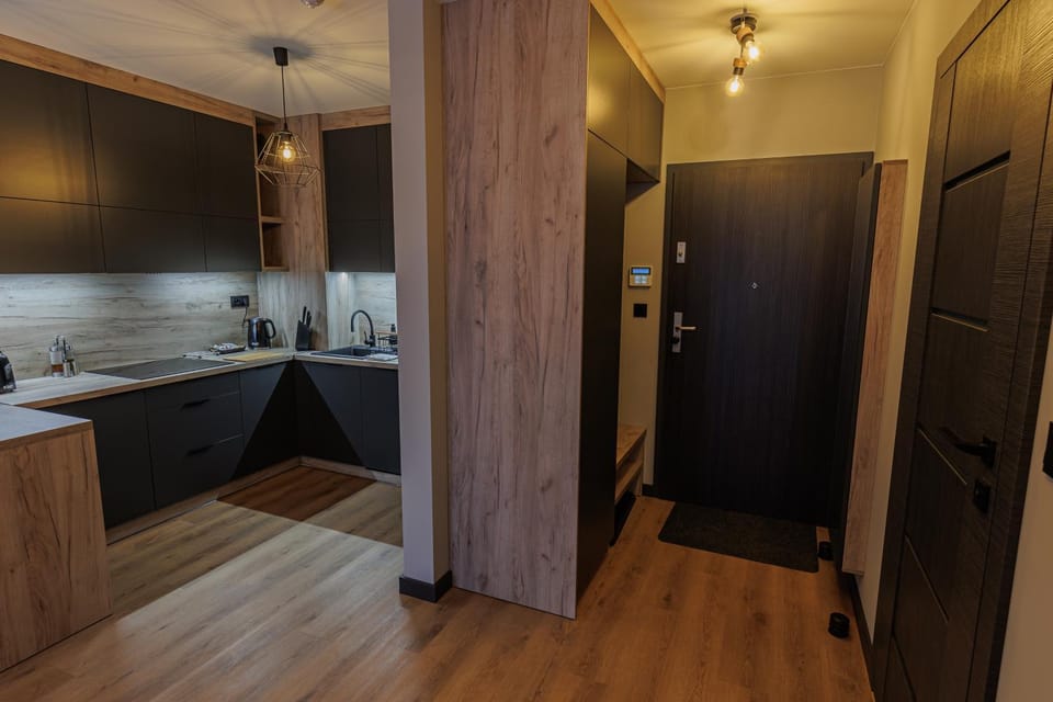 Kitchen or kitchenette, wardrobe