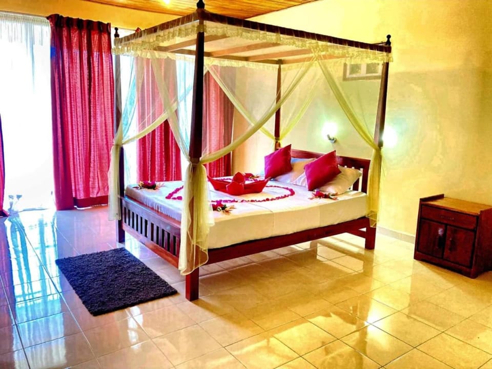 Rainforest Lodge, Deniyaya singheraja Nature lodge in Southern Province