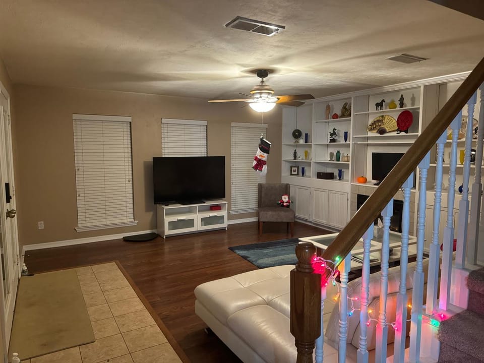 Spacious Room in A Nice House Vacation rental in Gainesville