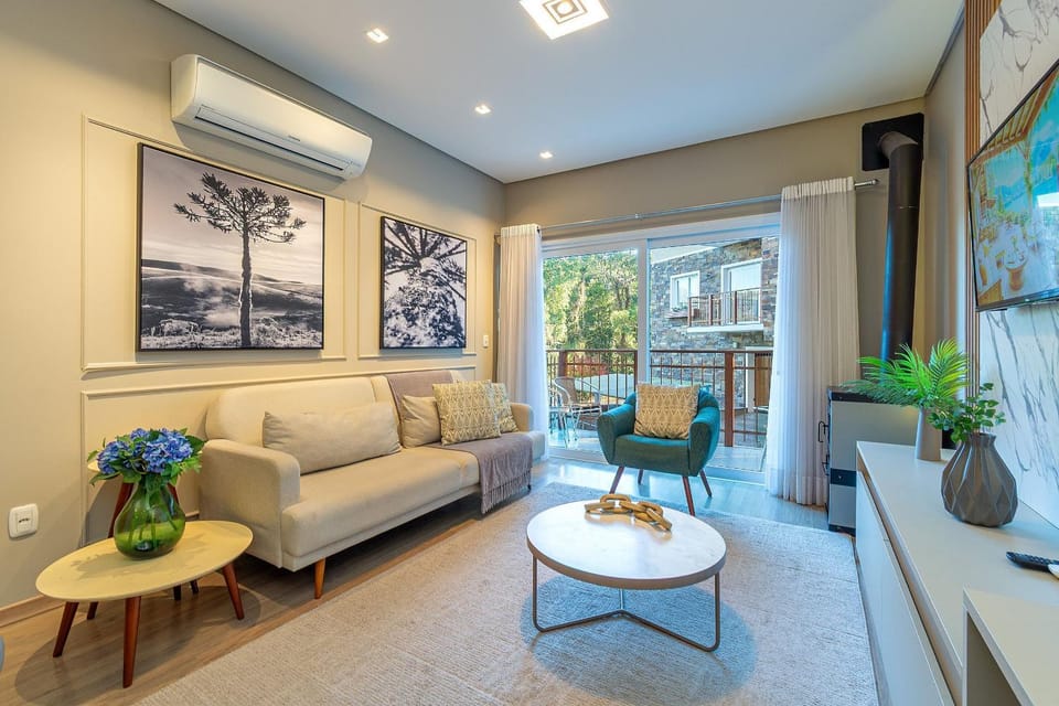 Belíssimo Apto com lareira e piscina aquecida! Apartment in Gramado
