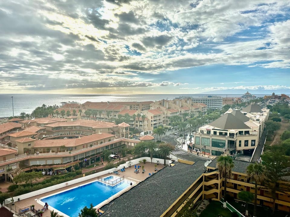 Mara apartment with beautyful oceanview Apartment in Playa de las Americas
