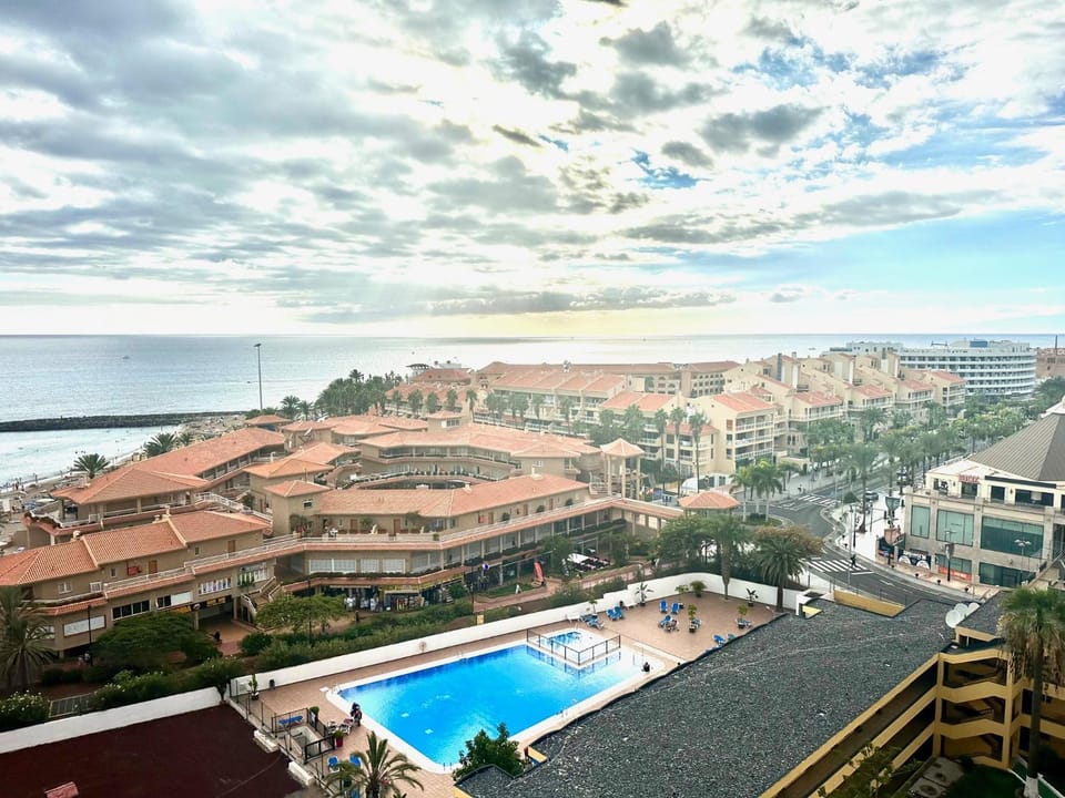 Mara apartment with beautyful oceanview Apartment in Playa de las Americas