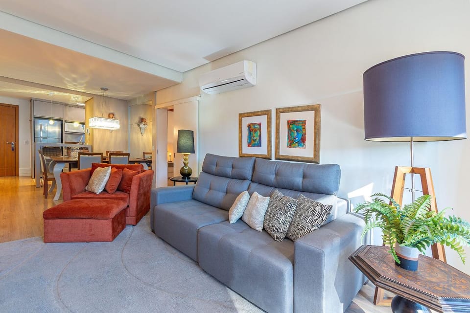 Apto LINDO com lareira, piscina aquecida e jacuzzi Apartment in Gramado